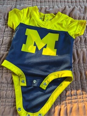 Rivalry Threads navy and yellow Baby One-Piece Bodysuit with M Logo